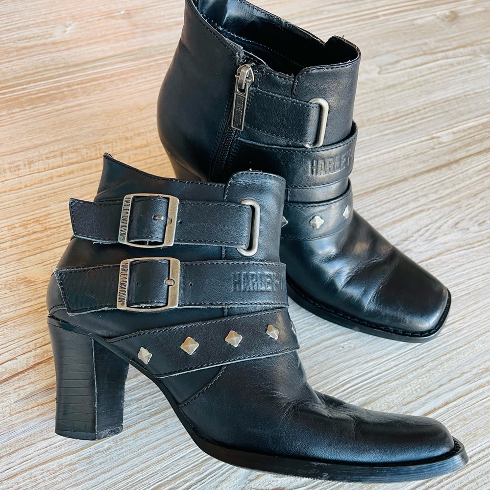 Harley-Davidson Black Heeled Boots with Buckles